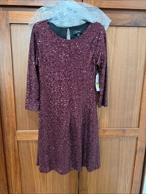 Karen Kane 3/4 Sleeve Sequin Scoop Neck Fit & Flare Dress eggplant size medium